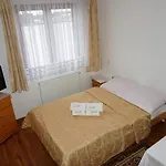 Privatunterkunft Hit