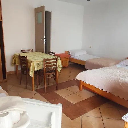 Rum i privatbostad Hit Dźwirzyno