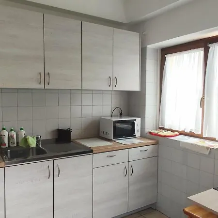 Rum i privatbostad Hit Dźwirzyno